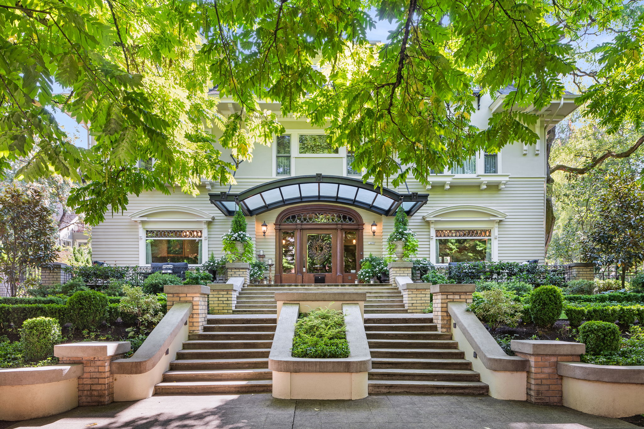 1-web-or-mls-CNV05124